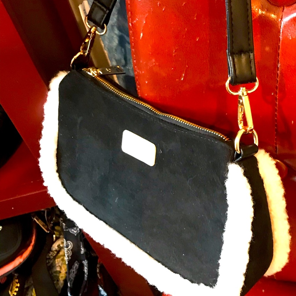 Bear paw brand new black suede bag with Sherpa trim  - never worn